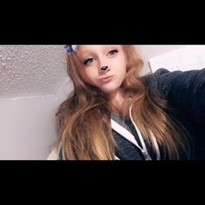 Meet your Posher, Malissa